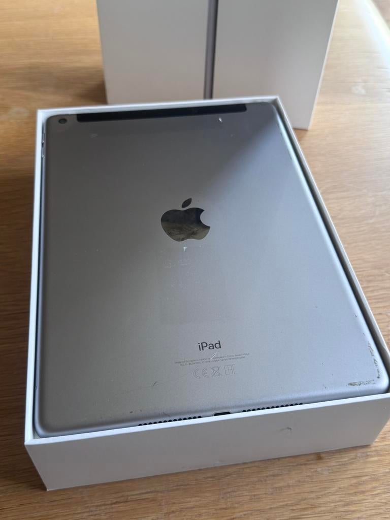 iPad 6e gen 32gb wifi + cellular | grijs, 10 inch, 32 GB, Apple iPad, 1 park way apple