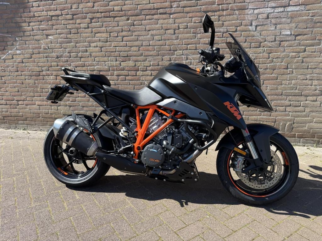 KTM Super Duke GT - 1ste Eigenaar - 2019 - Matzwart!, Cruise Control, Bedrijf, 1301 cc, Meer dan 35 kW