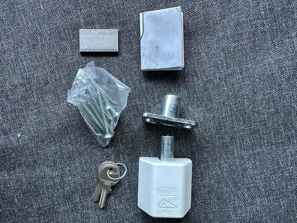 Nemef oplegslot raam /deur met sleutels, Ophalen of Verzenden, Gebruikt, IJzer, Slot