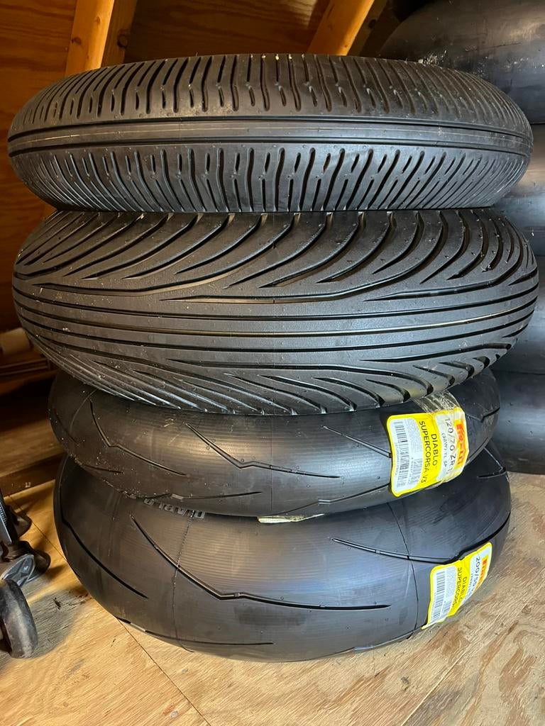 Pirelli Diablo Supercorsa SP V3 120/70-17 en 200/55-17, Ophalen of Verzenden, Nieuw