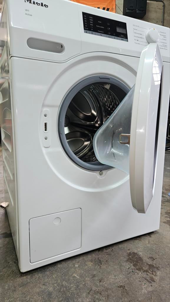 Miele w1 active, Ophalen, 1200 tot 1600 toeren, Minder dan 85 cm, 8 tot 10 kg