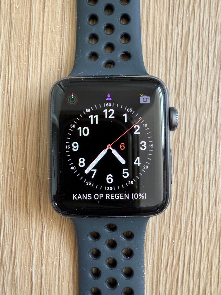Apple Watch Series 3, Gebruikt, Zwart, IOS, Ophalen of Verzenden