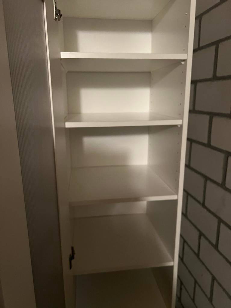 Smalle hoge kast met 6 planken, Ophalen, Gebruikt