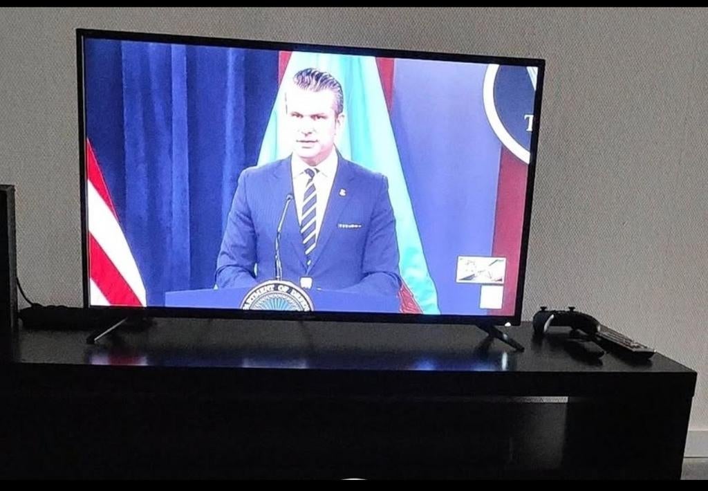 Sharp Aquos 40 inch 4K Ultra HD Smart TV, Ophalen, LED, 50 Hz, 100 cm of meer