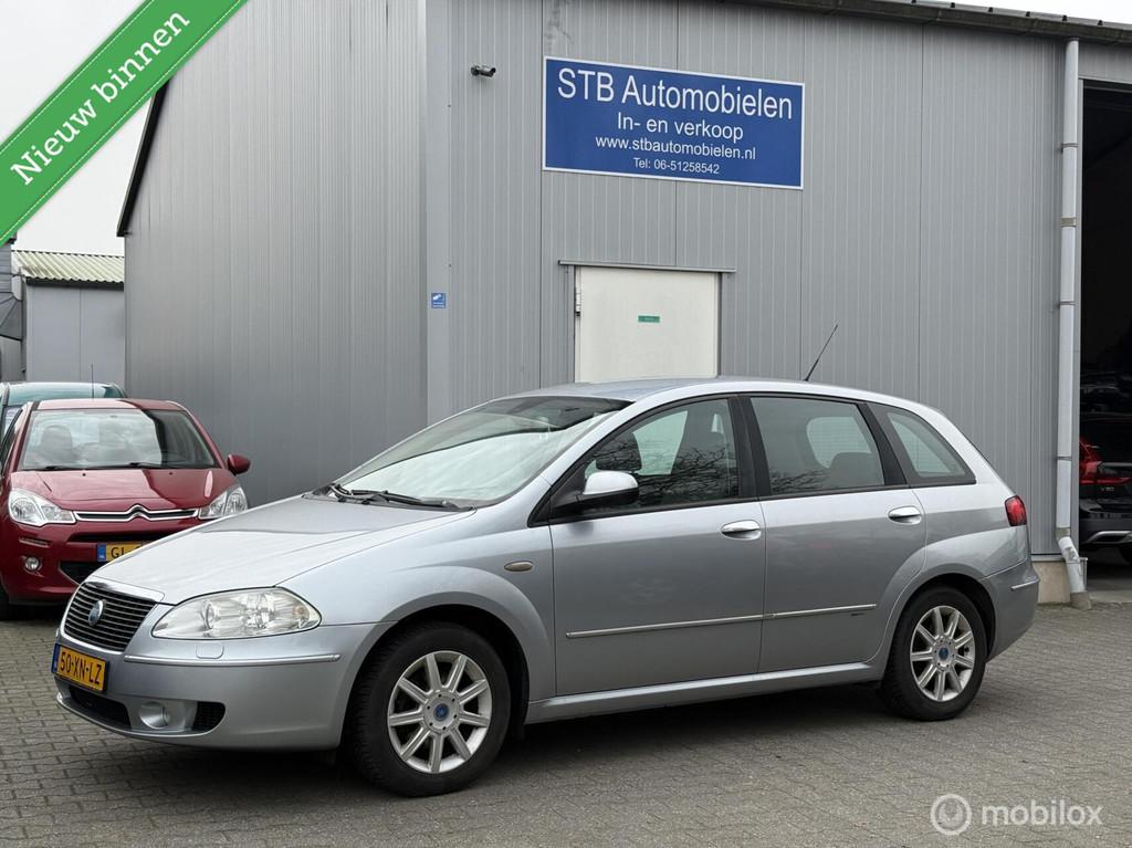 Fiat Croma 1.8-16V Dynamic Netjes, Nieuwe apk, Auto's, Fiat, Gebruikt, 4 cilinders, 700 kg, 1796 cc