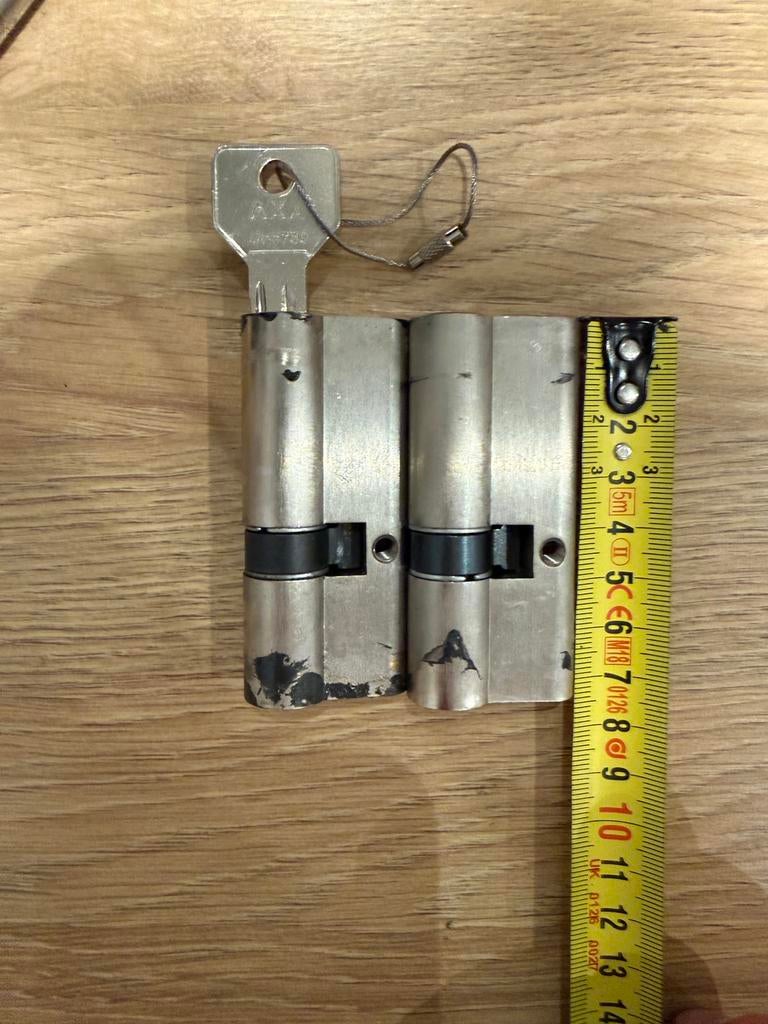 Cilindersloten 10-45 | 50-45 | 45-30, Ophalen, Zo goed als nieuw, Slot