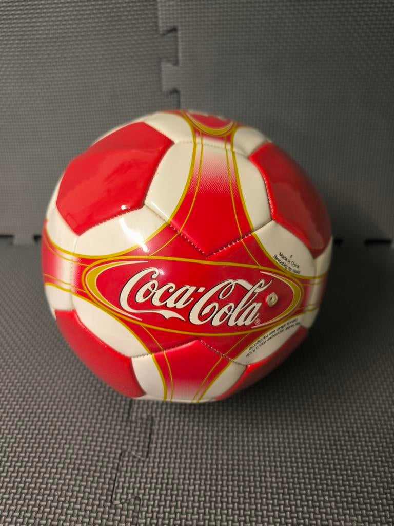 Coca-Cola UEFA Euro 2004 Voetbal - Collectors Item, Ophalen of Verzenden, Zo goed als nieuw