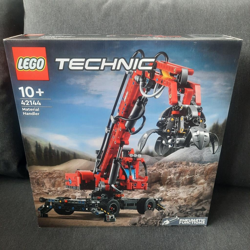 LEGO Technic 42144 Material Handler - Nieuw in doos, Ophalen of Verzenden, Nieuw, Complete set, Lego