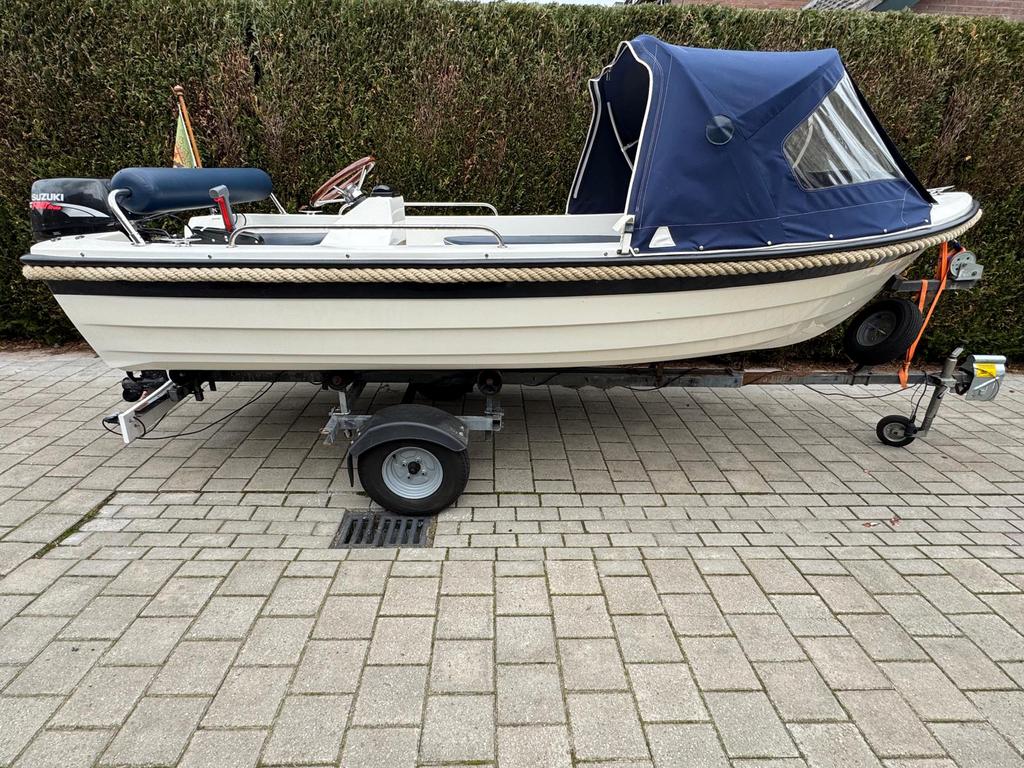 Crescent 430 boot/sloep 2006 - Suzuki 15 pk 4 takt - Trailer, 10 tot 30 pk, Ophalen of Verzenden, Zo goed als nieuw, Tot 6 meter