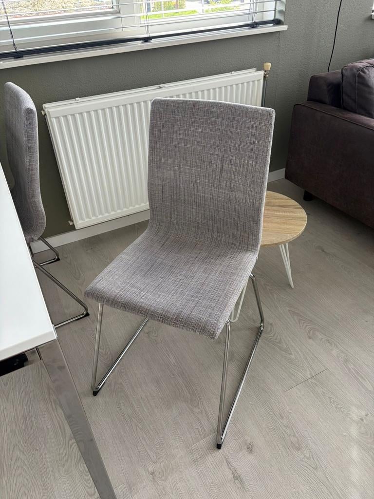 4 stoelen met tafel., Ophalen, Gebruikt