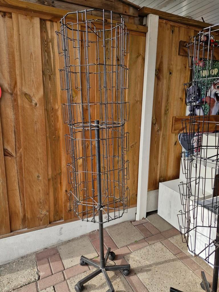 Kaartenmolen, Ophalen