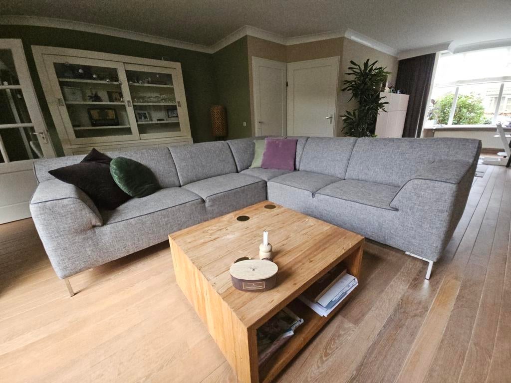 Grijze Montel hoekbank - Comfortabel en stijlvol, Huis en Inrichting, Ophalen, Gebruikt, Hoekbank, Vierpersoons of meer