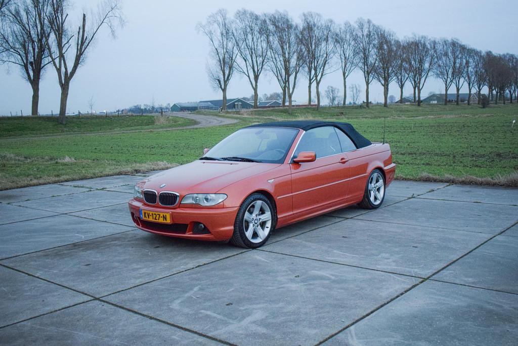 BMW 3-serie Cabrio 325Ci, Auto's, BMW, Gebruikt, Zwart, Cabriolet, 4 stoelen