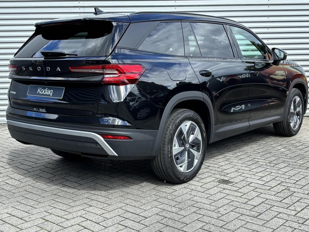 Skoda Kodiaq 1.5 TSI MHEV Business Edition 150 PK | Automaat, 12 maanden, 4 cilinders, Alcantara, Zwart