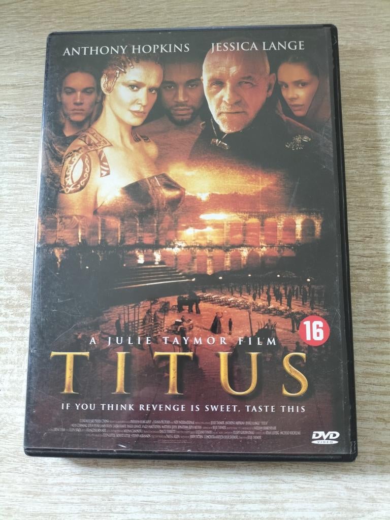 Titus, Ophalen of Verzenden