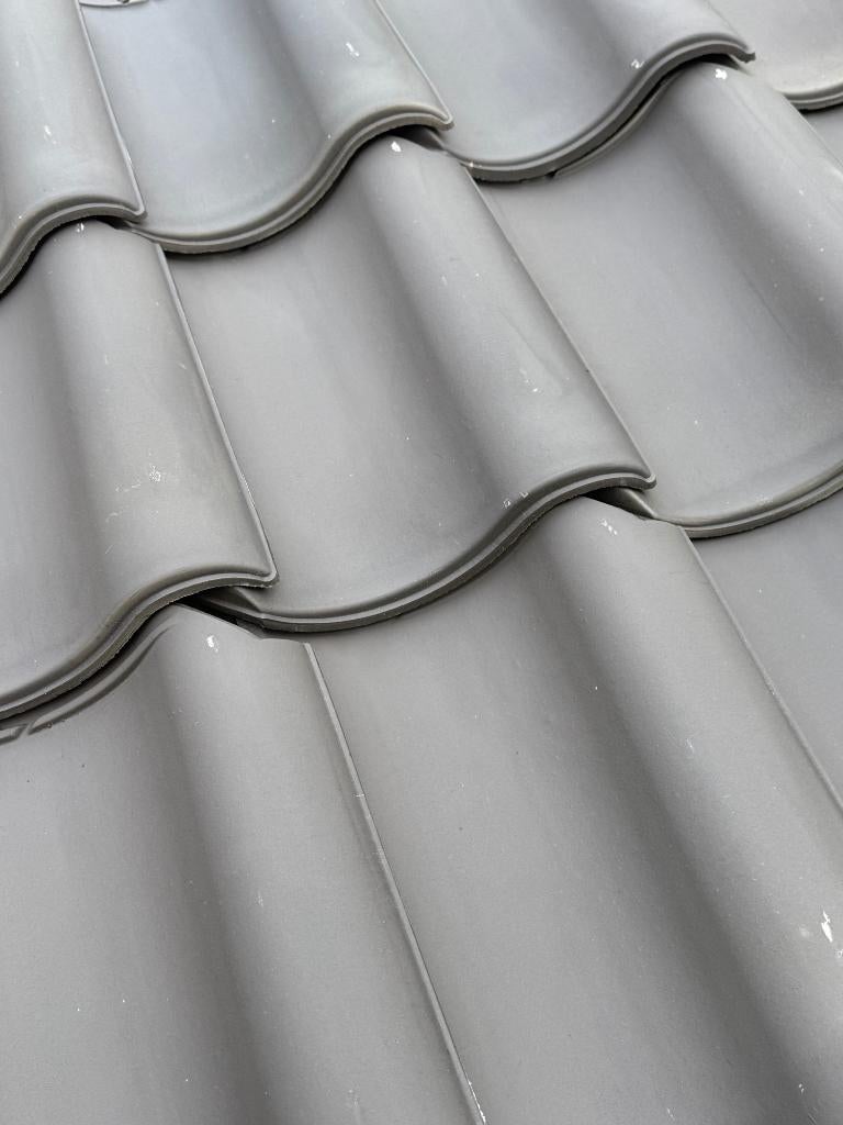 OVH Blauw gesmoord dakpannen Wienerberger v.a € 1.49 per st, Ophalen, Steen of Klei, Blauw, 15 m² of meer