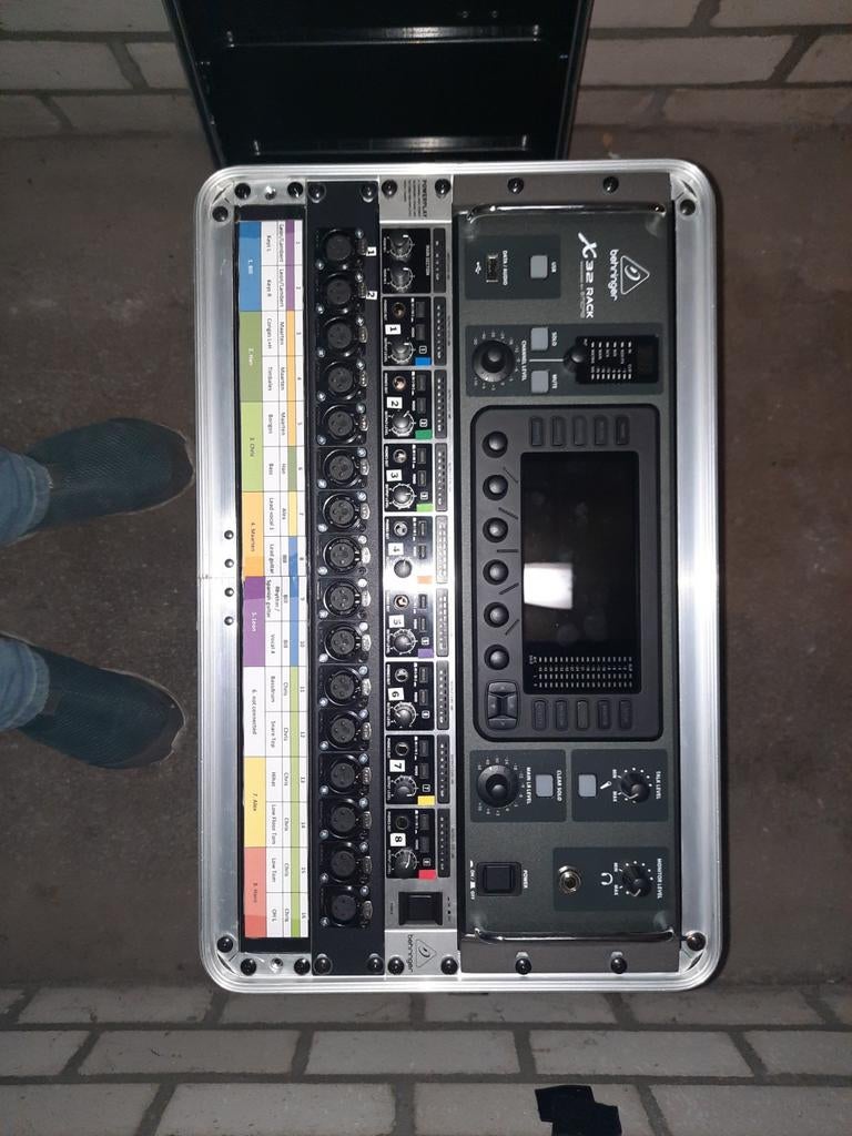 Behringer X32  RACK Complete Set.  NIEUWSTAAT 2 x gebruikt!, Ophalen, Zo goed als nieuw, 20 kanalen of meer