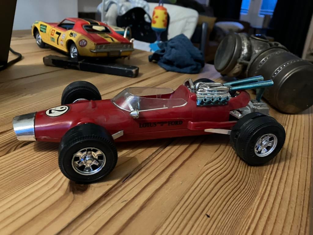 Modelauto Lotus powered by Ford formule 1 auto, Ophalen of Verzenden, Zo goed als nieuw, Overige merken