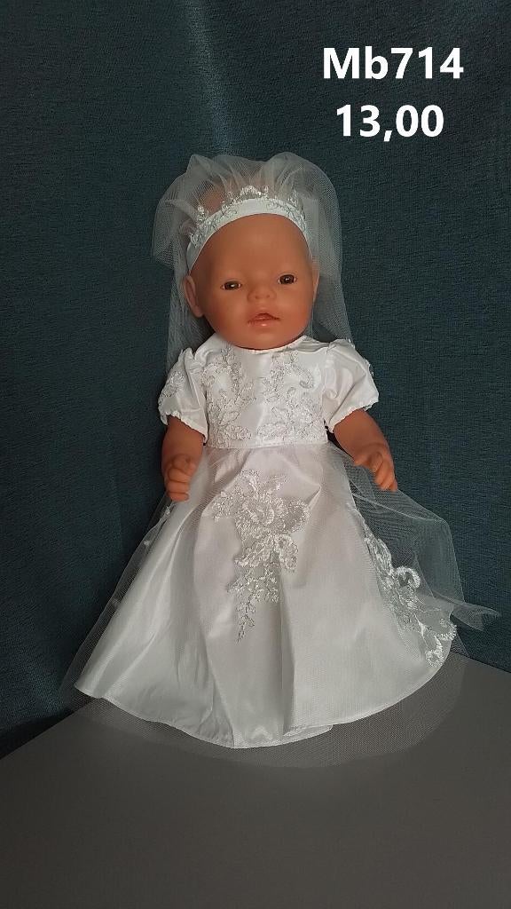 Poppenkleertjes baby born. Bruidsjurk. Opbrengst KiKa., Kinderen en Baby's, Ophalen, Nieuw, Barbie