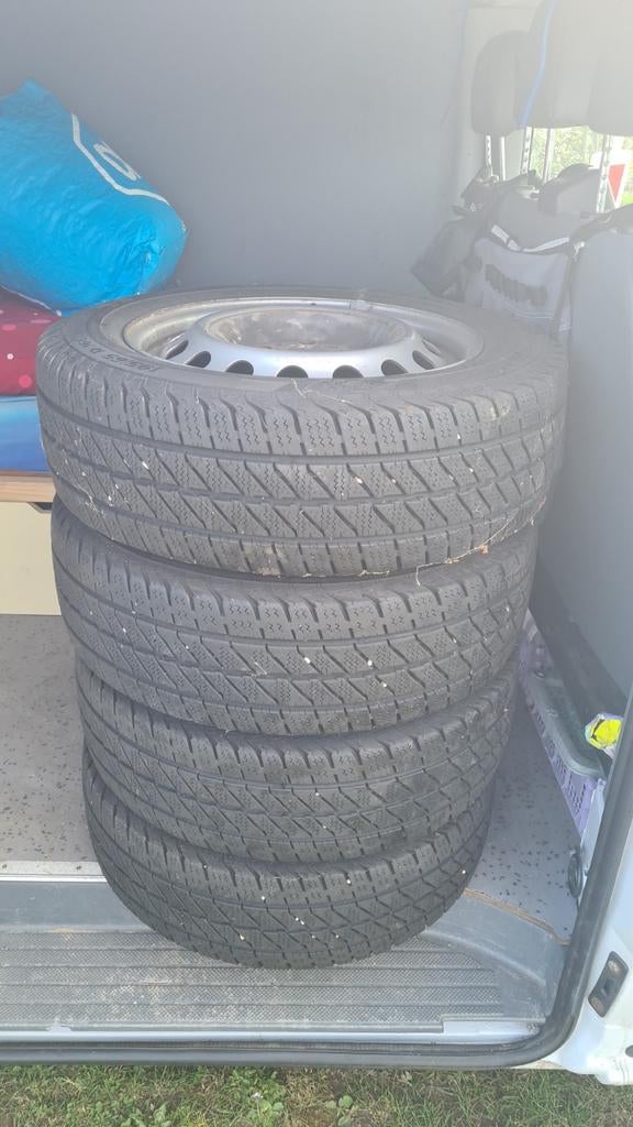 Winterbanden Mercedes Vito op velg 195/65 R16C (C-banden), Caravans en Kamperen, Ophalen