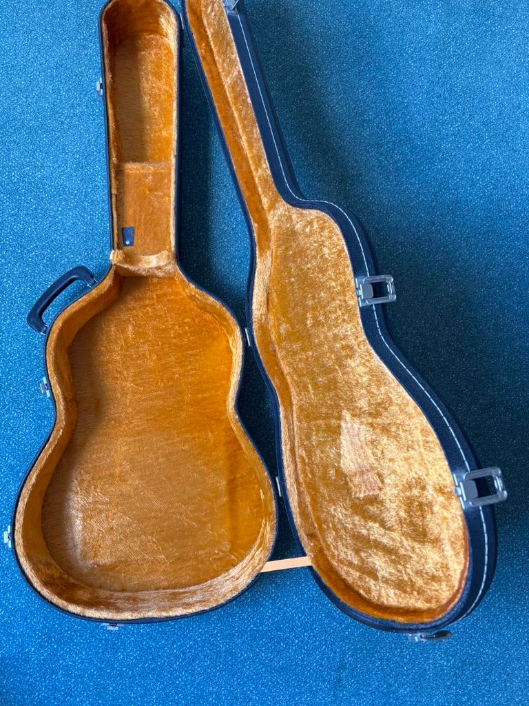 Gitaarkoffer, Muziek en Instrumenten, Behuizingen en Koffers, Ophalen, Zo goed als nieuw, Akoestische gitaar
