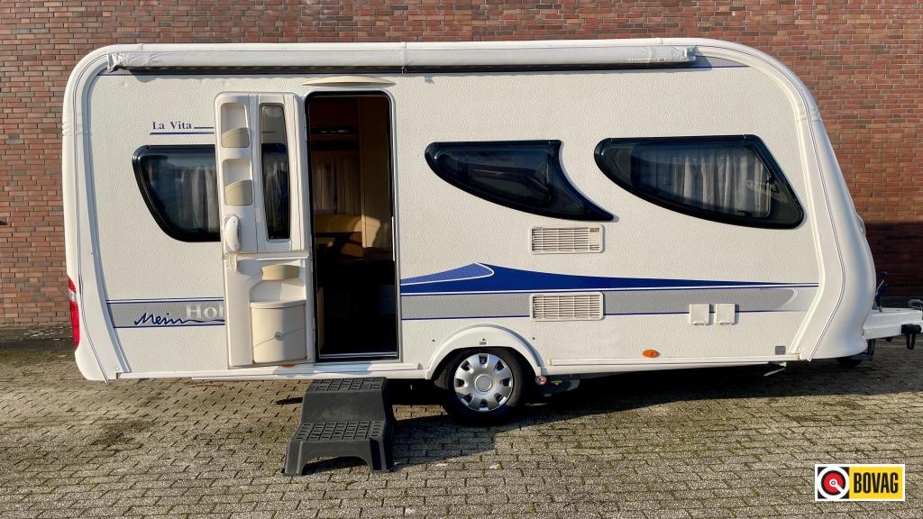 Hobby La Vita Bionda 455 UF, Rondzit, Hobby, Schokbreker, Bedrijf