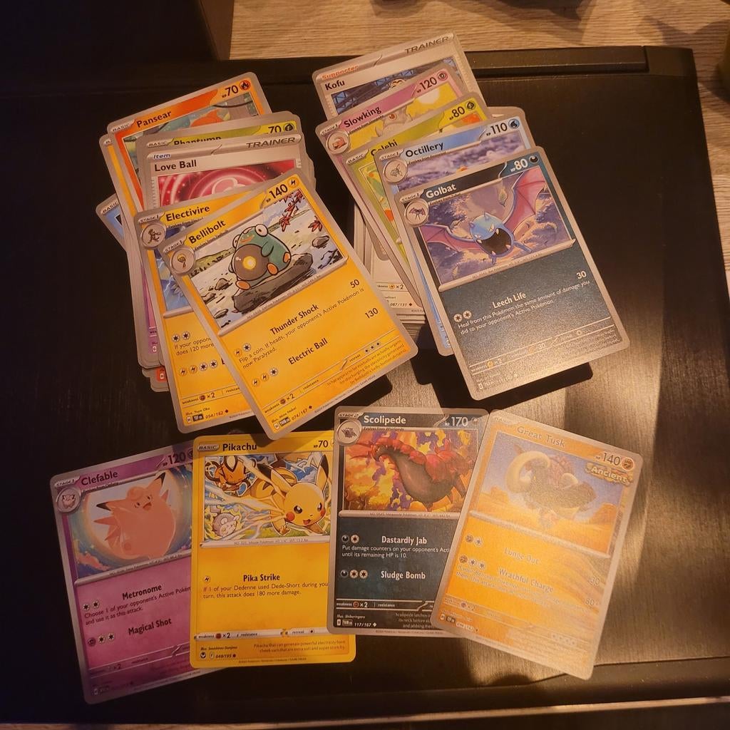 215 Pokemon kaarten met Pikachu, Clefable en meer! ZGAN, Ophalen of Verzenden, Nieuw, Meerdere kaarten