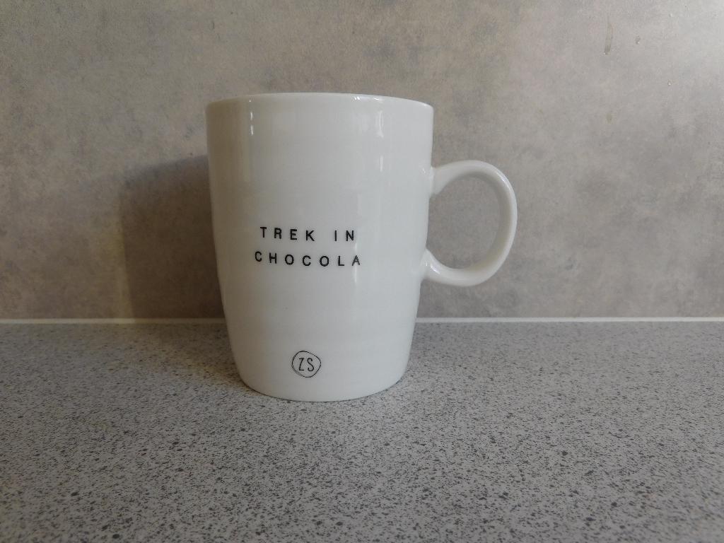 Mok 10x8,5 cm. Trek in Chocola Zusss, Ophalen of Verzenden, Zo goed als nieuw, Overige stijlen, Kop(pen) en/of Schotel(s)