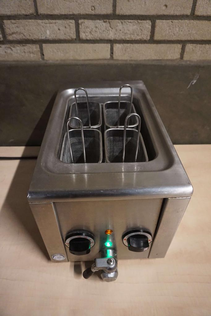 Berner elektrische pastakoker | 230 volt, Niet ingevuld, Niet ingevuld, Ophalen of Verzenden, Niet ingevuld