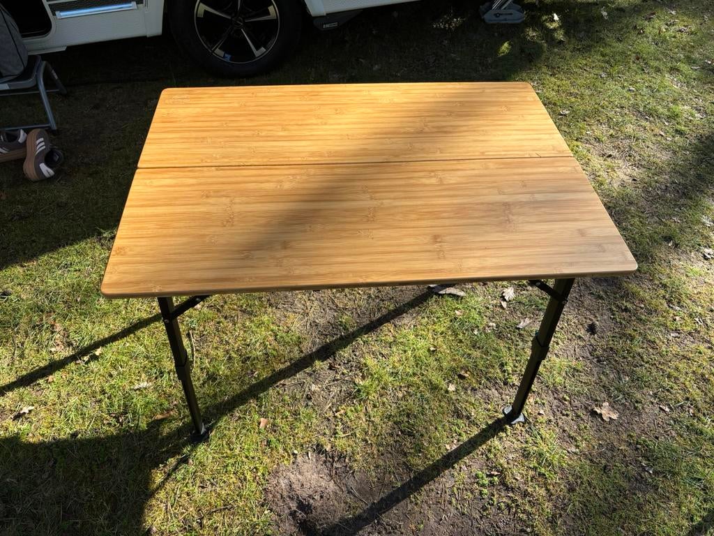 Bamboe tafel  (Defa)100x70x70 en bamboe bijzettafel, Ophalen, Campingtafel