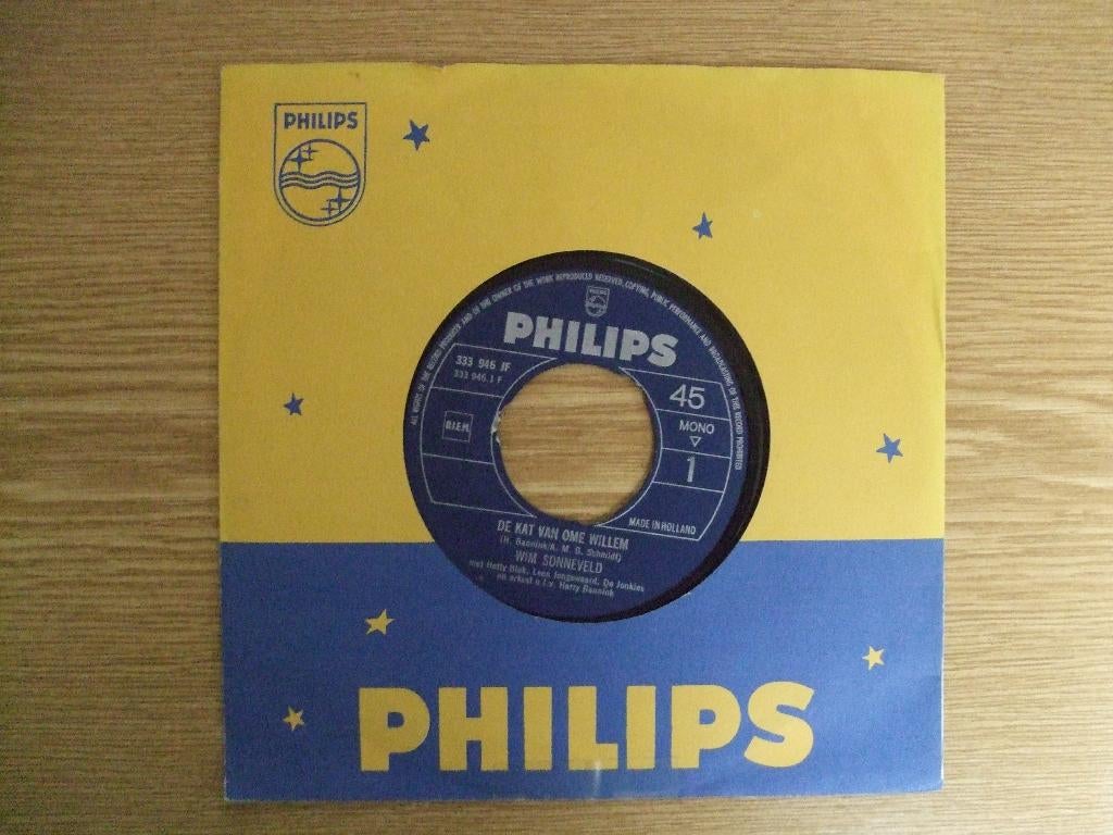 WIM SONNEVELD    DE KAT VAN OME WILLEM / OP DE STEP, Cd's en Dvd's, Vinyl Singles, Zo goed als nieuw, Single, Nederlandstalig