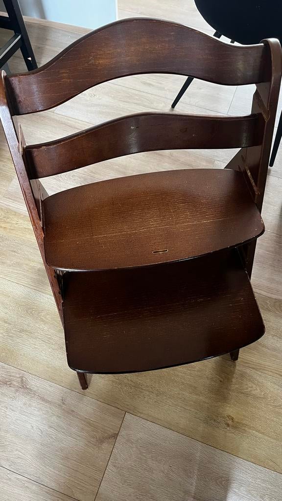 Hauck Meegroeistoel - Donkerbruin Hout met Gordel, Ophalen of Verzenden, Gebruikt, Meegroeistoel, Gordel(s)