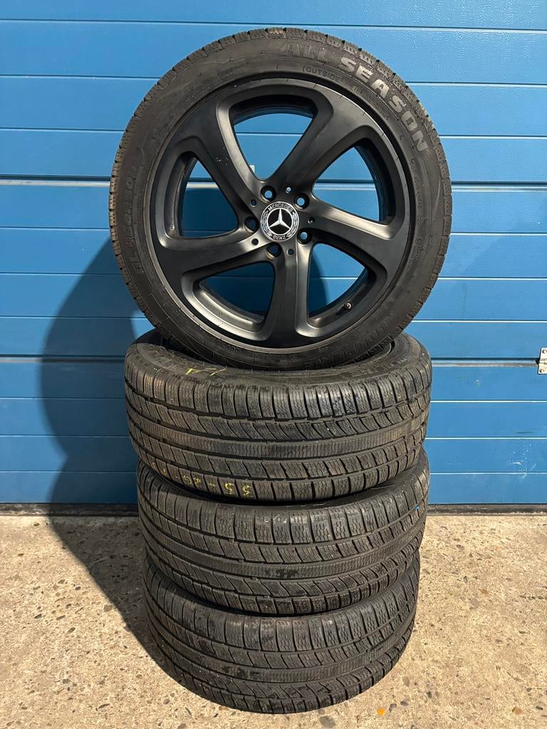 Originele Mercedes Vito of E-Klasse W213 - 18 inch set, Ophalen, 18 inch, Banden en Velgen, All Season