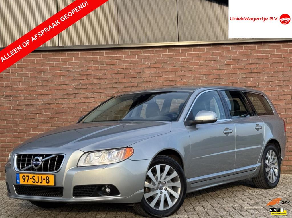 Volvo V70 1.6 T4 LIMITED EDITION | NL-AUTO! | DEALER OH!, Voorwielaandrijving, Euro 5, 15 km/l, Gebruikt