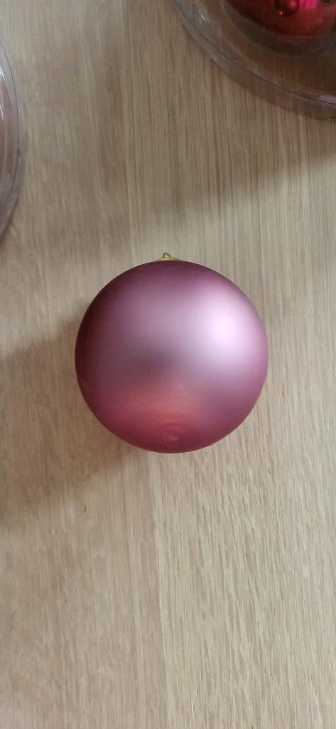 Rode + roze kerstballen Action, Ophalen, Zo goed als nieuw