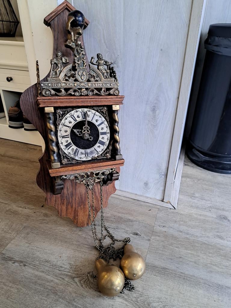 Antieke Friese Staartklok - Prachtig Decoratief Stuk, Ophalen