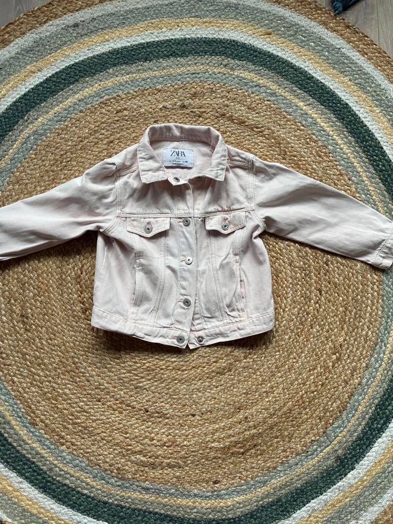 Roze denim spijkerjasje maat 98 Zara, Ophalen of Verzenden, Zo goed als nieuw, Meisje, Jas