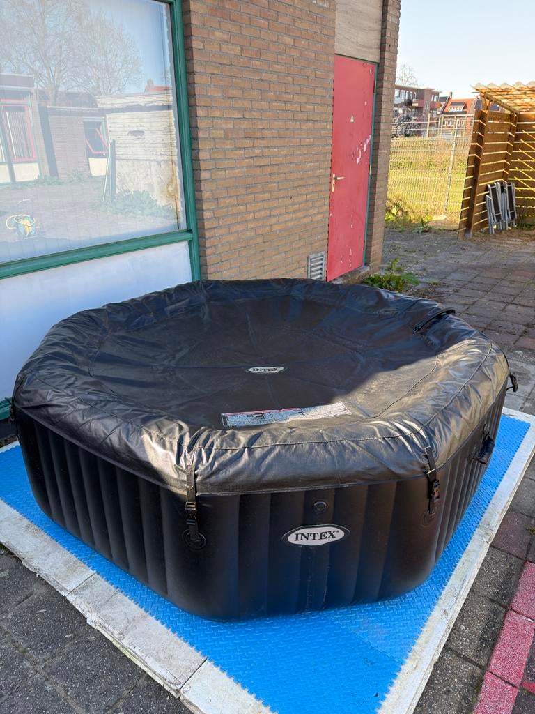Intex Pure Spa voor 6 personen • Complete set + Accessoires, Ophalen of Verzenden, Gebruikt, Filter, Opblaasbaar