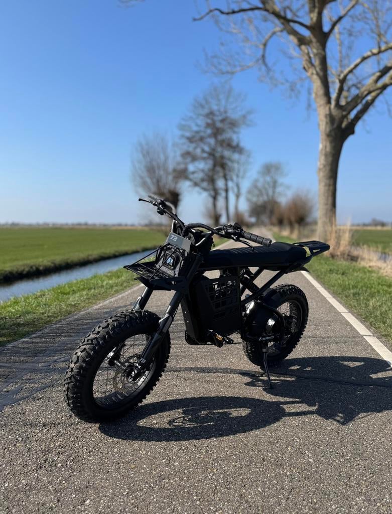 Super 73 RX Mojave Obsidian Upgraded to R Adventure, Fietsen en Brommers, Brommers | Derbi, Ophalen, Zo goed als nieuw