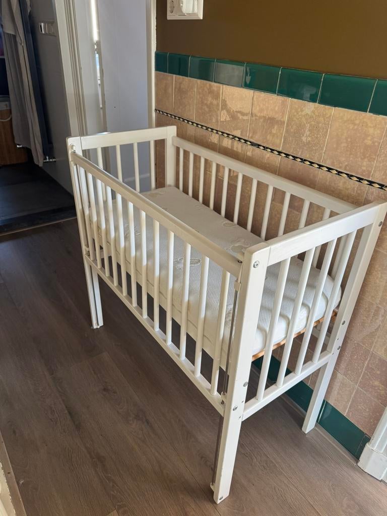 Co sleeper/babybedje/babywieg, wit, Petit Amélie, Ophalen, Gebruikt, Wieg