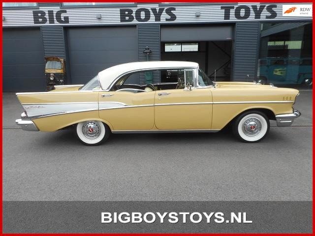 Chevrolet BEL AIR 4 drs Hardtop, Auto's, Automaat, 188 pk, Achterwielaandrijving, Overige kleuren