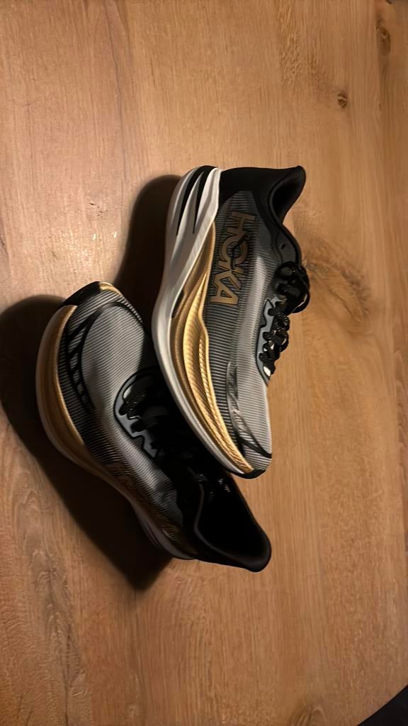 Hoka cielo x1 2.0 nieuw, Overige merken, Hardloopschoenen, Nieuw, Ophalen of Verzenden