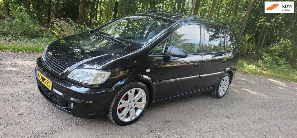 Opel Zafira 2.0-16V OPC, Gebruikt, Leder en Stof, Zwart, 600 kg