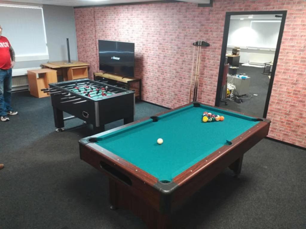 Rosewood pooltafel - Hobby pooltafel - biljard - 7ft, Sport en Fitness, Biljarten en Poolen, Cave & Garden, Verzenden, Keu of Ballen