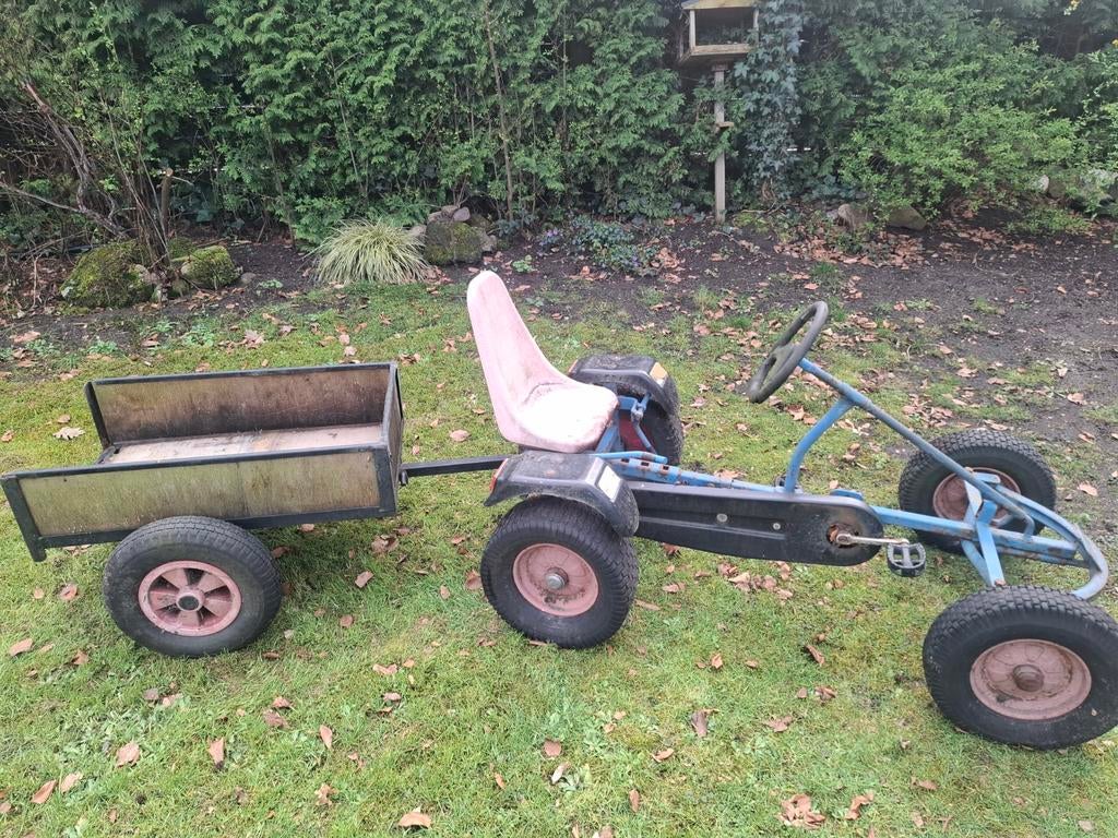 Oude skelter met aanhanger, Kinderen en Baby's, Speelgoed | Buiten | Skelters, Ophalen of Verzenden, Gebruikt, Met kar of aanhanger