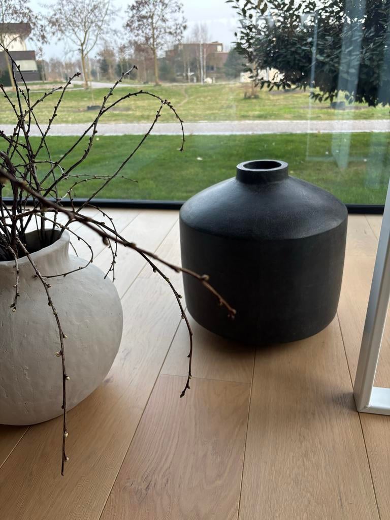 Grote betonlook antracieten vaas, Ophalen, Overige materialen, Zwart, Zo goed als nieuw