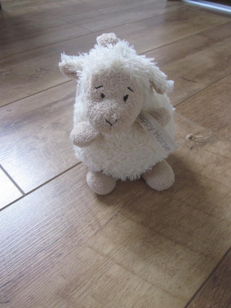 Happy Horse roomwit lichtbruin pluche schaap muziekdoosje, Kinderen en Baby's, Speelgoed | Knuffels en Pluche, Ophalen of Verzenden