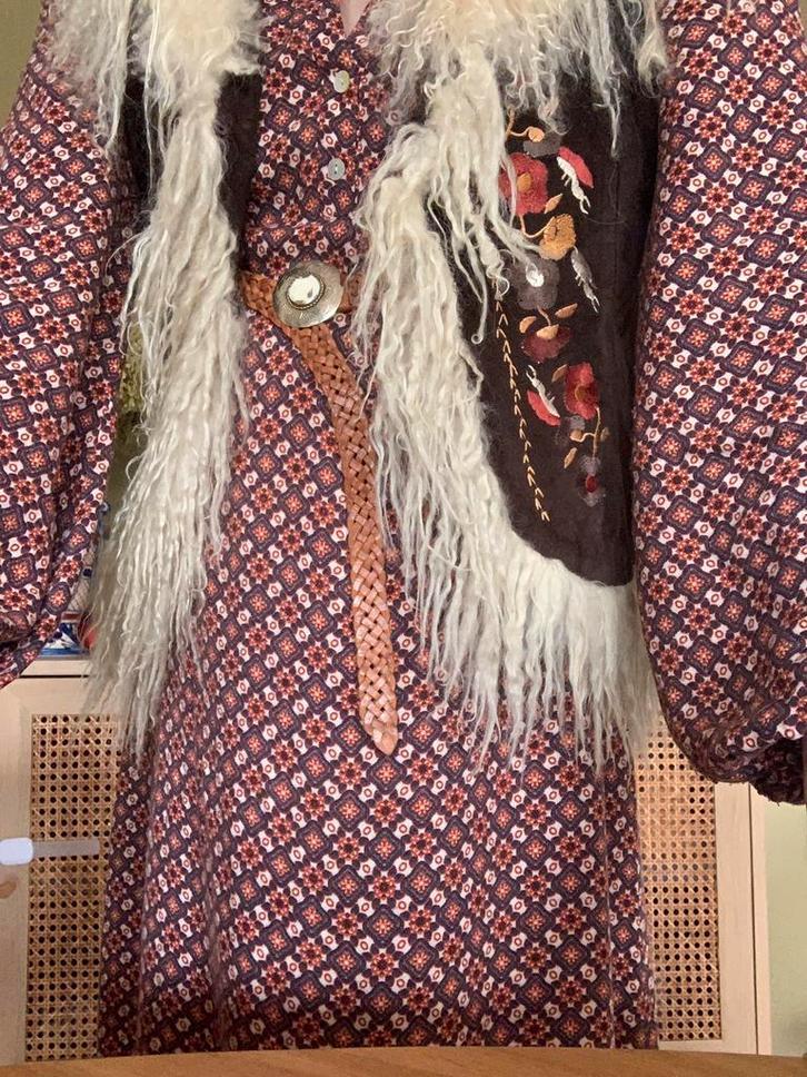Vintage shearling embroidery waistcoat S M bohemian gilet, Kleding | Dames, Bodywarmers, Maat 38/40 (M), -, Ophalen of Verzenden