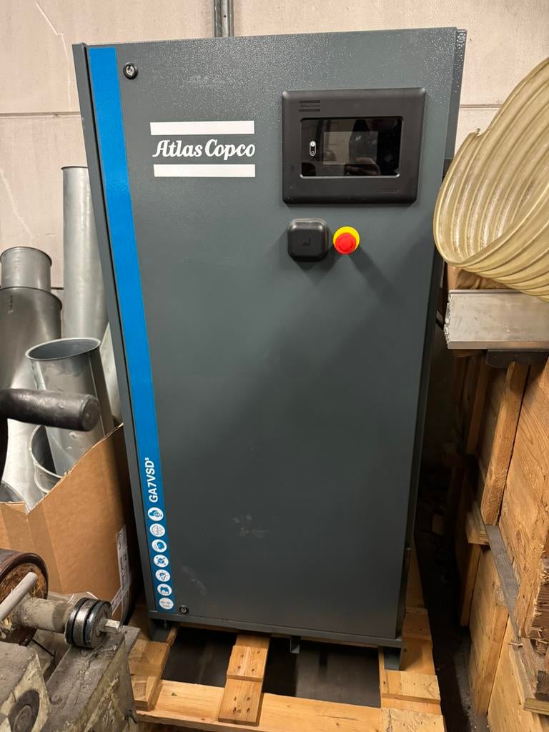 ATLAS COPCO GA VSDS – Schroefcompressor, Doe-het-zelf en Verbouw, Compressors, Ophalen, 800 liter/min of meer, Zo goed als nieuw