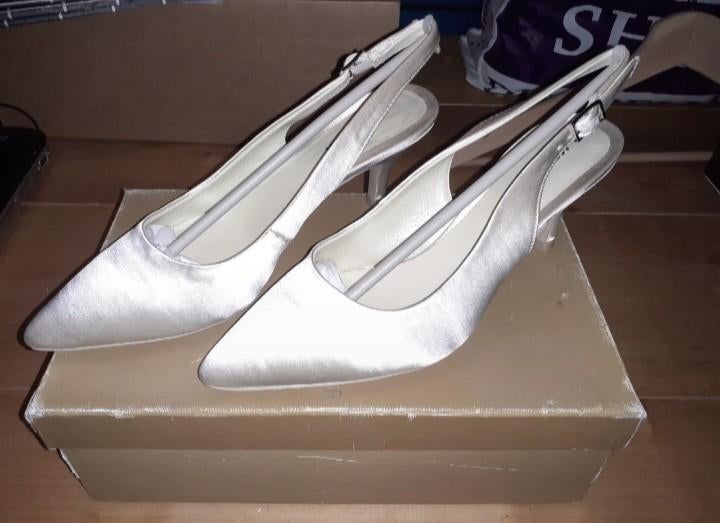 Nieuwe Membur trouwschoenen maat 37, Kleding | Dames, Trouwkleding en Trouwaccessoires, Membur, Ophalen of Verzenden, Nieuw, Schoenen
